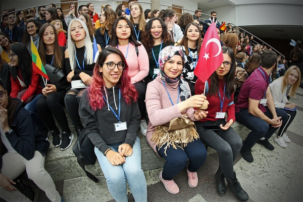 Welcome international students zdjęcie