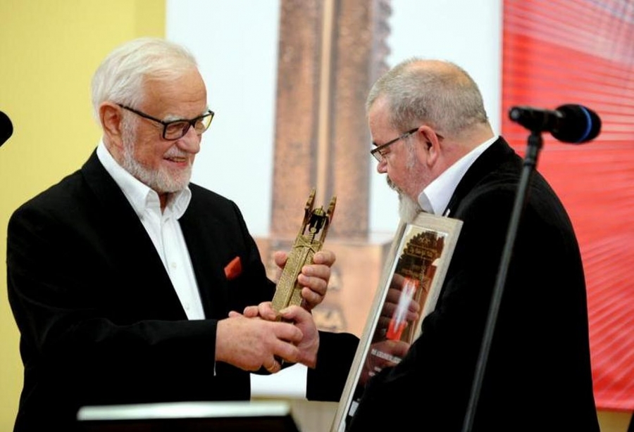 Nagroda Towarzystwa Patriotycznego „Żeby Polska była Polską” dla prof. A. Nalaskowskiego zdjęcie