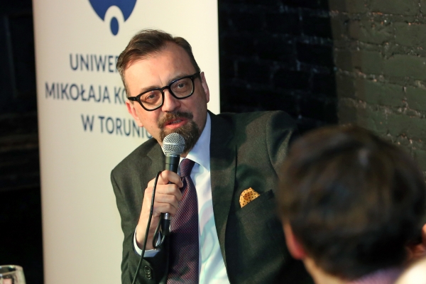 Świat Od Nowa: powyborcza rzeczywistość zdjęcie