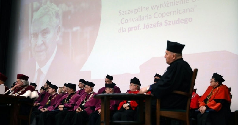 obrazek wiadomości: Prof. Szudy otrzyma Convallaria Copernicana obrazek wiadomości: Prof. Szudy otrzyma Convallaria Copernicana