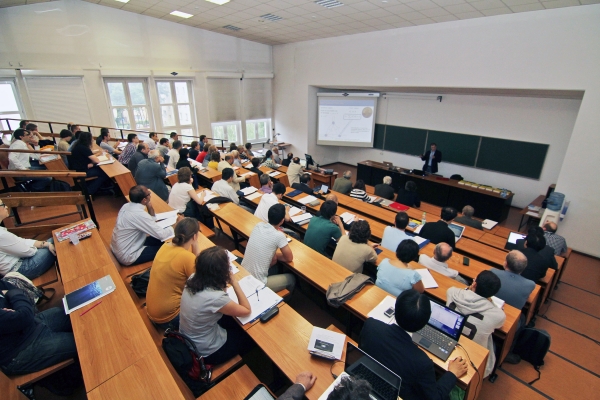 Pół wieku Sympozjum Fizyki Matematycznej zdjęcie