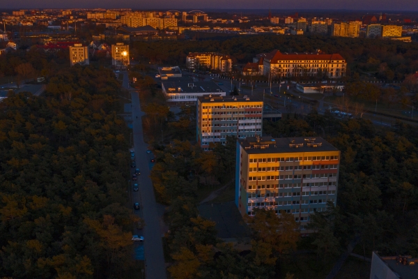 Collecting things from the student halls of residence zdjęcie