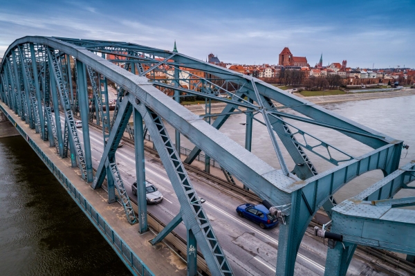 Science Bridges // Sztuczna inteligencja: rys historyczny i nowe trendy zdjęcie