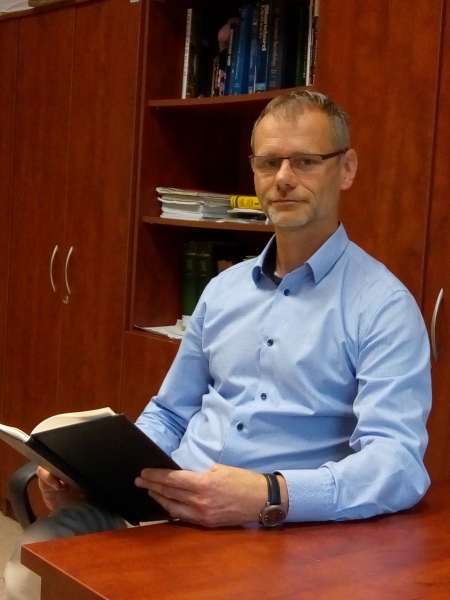 Prof. dr hab. Maciej Walczak został dyrektorem międzynarodowej konferencji "Biotechnological decontamination of CBRN agents" zdjęcie
