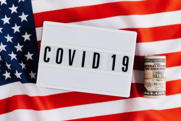 COVID-19 a teorie spiskowe zdjęcie