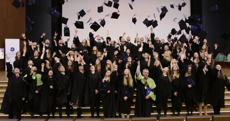 obrazek wiadomości: DYPLOMY ZA ROK AKADEMICKI 2020/2021 obrazek wiadomości: DYPLOMY ZA ROK AKADEMICKI 2020/2021