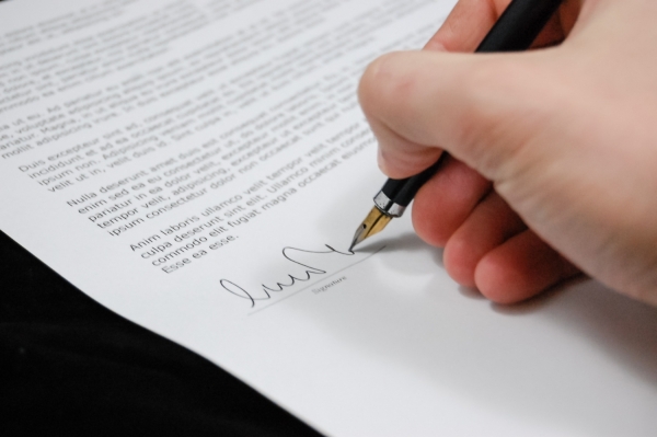 Research grant contests for young and experienced researchers
