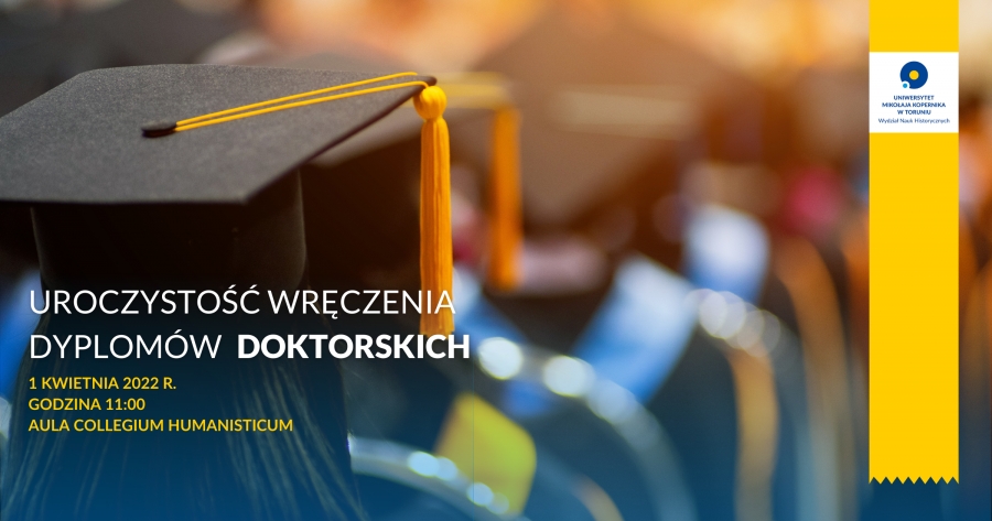 Absolwenci w czapkach
