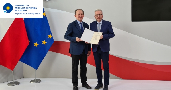 W zespole do spraw "Rozwoju Czasopism Naukowych" Zdjęcie ilustracyjne