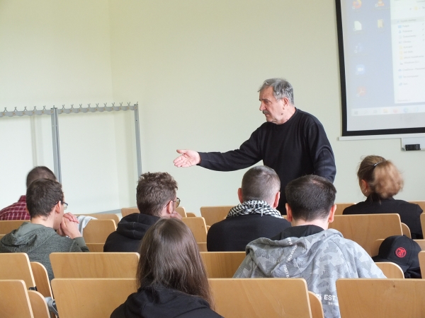 Wykład prof. Sinkewycza Zdjęcie ilustracyjne