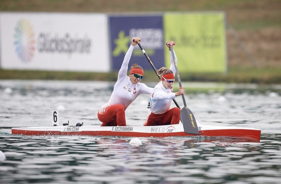 obrazek: Julia Walczak, Sylwia Szczerbińska - brązowe medalistki Mistrzostw Europy fot.nadesłane Zdjęcie ilustracyjne