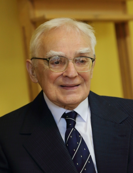 Profesor Janusz Bieniak kończy 95 lat Zdjęcie ilustracyjne