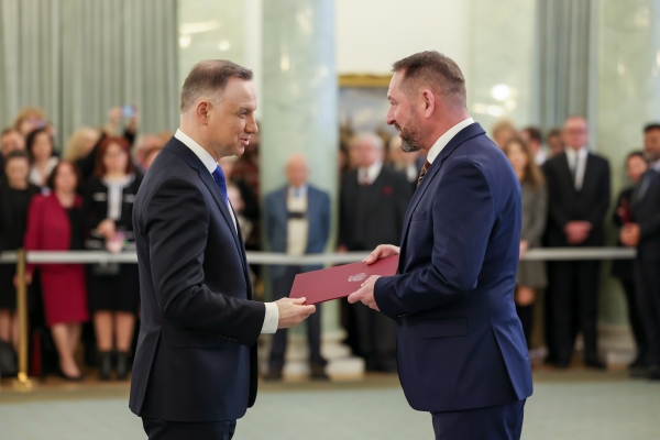 Profesor Mariusz Skowroński odebrał z rąk Prezydenta RP nominację profesorską