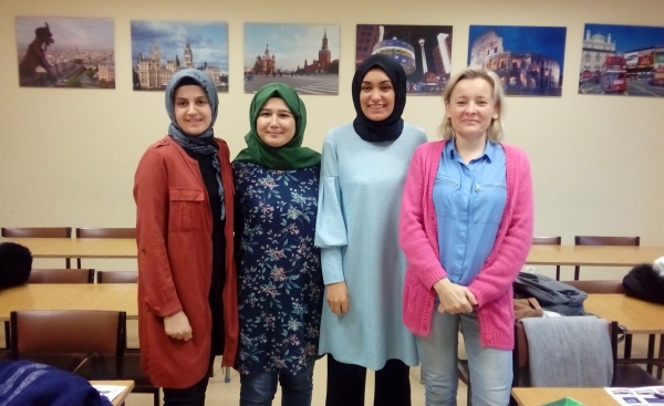 Studenci programu Erasmus + w Studium Języków Obcych zdjęcie