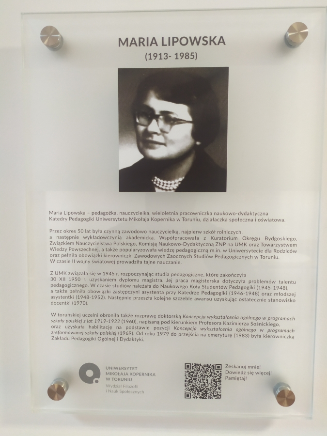 Tablica pamiątkowa dla prof. Marii Lipowskiej zdjęcie