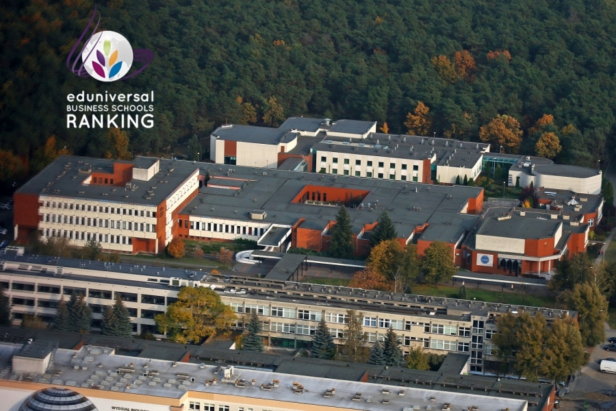 Building of the Faculty of Economic Sciences and Management NCU in Toruń from the bird's eye view.