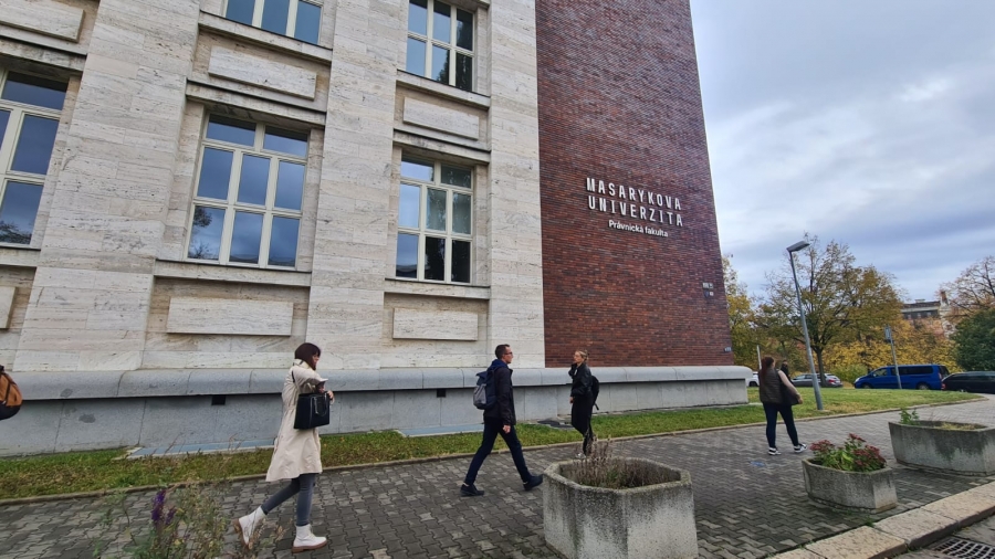 The photo shows the building of the Faculty of Law at Masaryk University in Brno