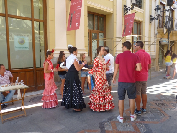 MALAGA - LETNI KURS JĘZYKA HISZPAŃSKIEGO zdjęcie