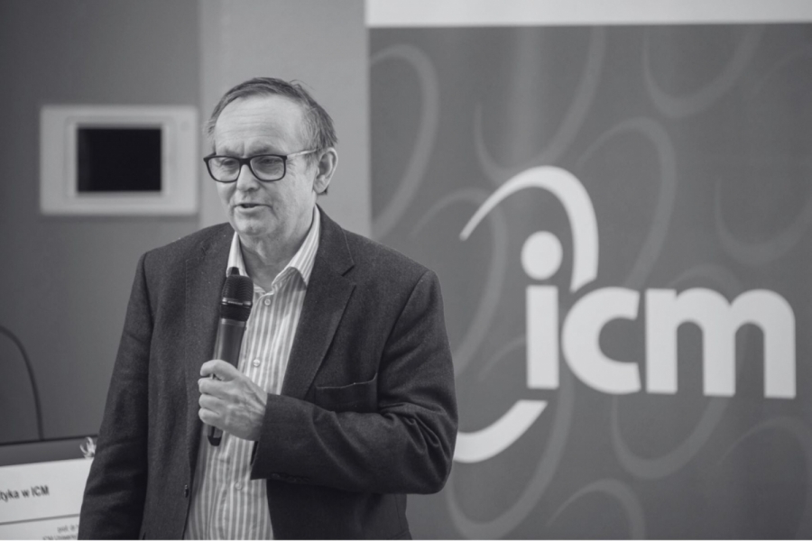 prof. dr hab. Piotr Bała fot.https://icm.edu.pl/blog/2024/09/02/pozegnanie-profesora-piotra-baly/ prof. dr hab. Piotr Bała