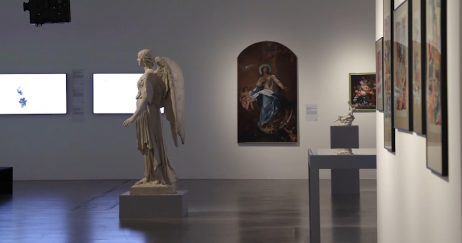 obrazek: Kadr z fotoreportażu TV Toruń ukazujący fragment ekspozycji wystawy DYPLOM 2024, źródło: https://tvtorun.pl/?act=art_videos&art_szuk=dyplomy+2024 Zdjęcie ilustracyjne