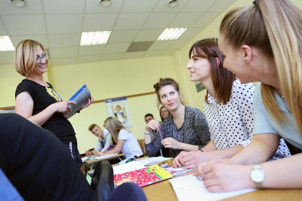 Nowy projekt językowy dla Studentów Wydziału Chemii zdjęcie