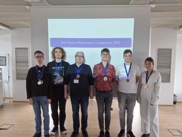Medale studentów na zawodach polsko-austriackich w Wiedniu Zdjęcie ilustracyjne