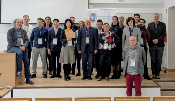 Międzynarodowa konferencja NOW Zdjęcie ilustracyjne