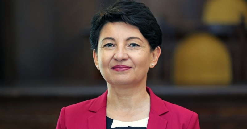 dr hab. Violetta Wróblewska, prof. UMK, zdjęcie portretowe