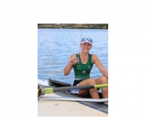 Julia Weiwer Julia Weiwer