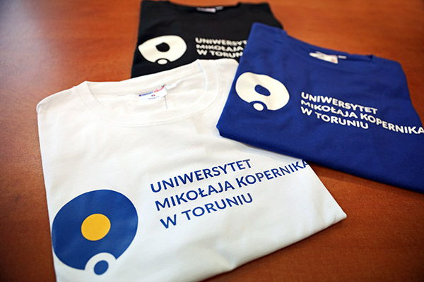 Koszulka uniwersytecka Koszulka uniwersytecka