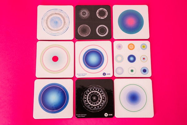 Magnes z elementem mozaiki Knappa 9 x 9 cm