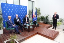 Spotkanie z wicepremierem Gowinem nt spółek spin-off UMK (13.03.2017, Interdycyplinarne Centrum Nowoczesnych Technologii)) [fot. Andrzej Romański]