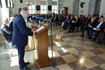 Jubileusz 45-lecia prof. Grzegorza Goździewicza (18.05.2017, Ratusz Staromiejski) [fot. Andrzej Romański]