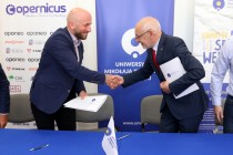 Początek współpracy UMK z kolarską Akademią Michała Kwiatkowskiego (02.06.2017) [fot. Andrzej Romański]