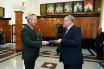 Nominacje i pożegnania - uroczystość w Collegium Maximum UMK (28.09.2017) [fot. Andrzej Romański]