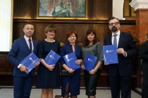 Nominacje i pożegnania - uroczystość w Collegium Maximum UMK (28.09.2017) [fot. Andrzej Romański]