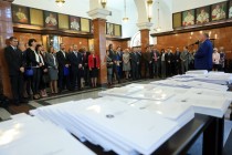 Uroczyste wręczenie nagród za stypendia naukowe i osiągnięcia (Collegium Maximum UMK, 29.09.2017) [fot. Andrzej Romański]