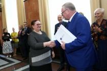 Uroczyste wręczenie nagród za stypendia naukowe i osiągnięcia (Collegium Maximum UMK, 29.09.2017) [fot. Andrzej Romański]