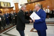 Uroczyste wręczenie nagród za stypendia naukowe i osiągnięcia (Collegium Maximum UMK, 29.09.2017) [fot. Andrzej Romański]