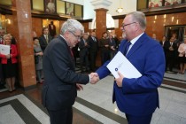 Uroczyste wręczenie nagród za stypendia naukowe i osiągnięcia (Collegium Maximum UMK, 29.09.2017) [fot. Andrzej Romański]