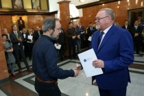 Uroczyste wręczenie nagród za stypendia naukowe i osiągnięcia (Collegium Maximum UMK, 29.09.2017) [fot. Andrzej Romański]