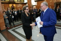Uroczyste wręczenie nagród za stypendia naukowe i osiągnięcia (Collegium Maximum UMK, 29.09.2017) [fot. Andrzej Romański]