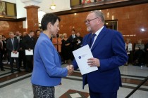 Uroczyste wręczenie nagród za stypendia naukowe i osiągnięcia (Collegium Maximum UMK, 29.09.2017) [fot. Andrzej Romański]