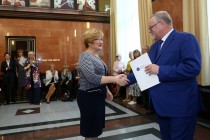 Uroczyste wręczenie nagród za stypendia naukowe i osiągnięcia (Collegium Maximum UMK, 29.09.2017) [fot. Andrzej Romański]