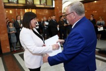 Uroczyste wręczenie nagród za stypendia naukowe i osiągnięcia (Collegium Maximum UMK, 29.09.2017) [fot. Andrzej Romański]