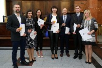 Uroczyste wręczenie nagród za stypendia naukowe i osiągnięcia (Collegium Maximum UMK, 29.09.2017) [fot. Andrzej Romański]