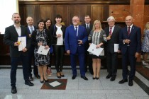Uroczyste wręczenie nagród za stypendia naukowe i osiągnięcia (Collegium Maximum UMK, 29.09.2017) [fot. Andrzej Romański]