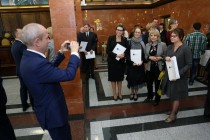Uroczyste wręczenie nagród za stypendia naukowe i osiągnięcia (Collegium Maximum UMK, 29.09.2017) [fot. Andrzej Romański]
