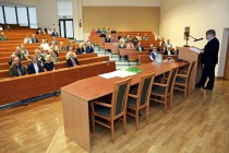 Spotkanie z okazji 25-lecia Wydziału Matematyki i Informatyki (25.04.2018) [fot. Andrzej Romański]
