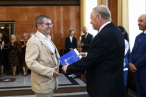 Uroczystość wręczenia nagród Rektora za osiągnięcia w dziedzinie dydaktyczno-wychowawczej, naukowo-badawczej oraz organizacyjnej (19.09.2018, Collegium Maximum) [fot. Andrzej Romański]